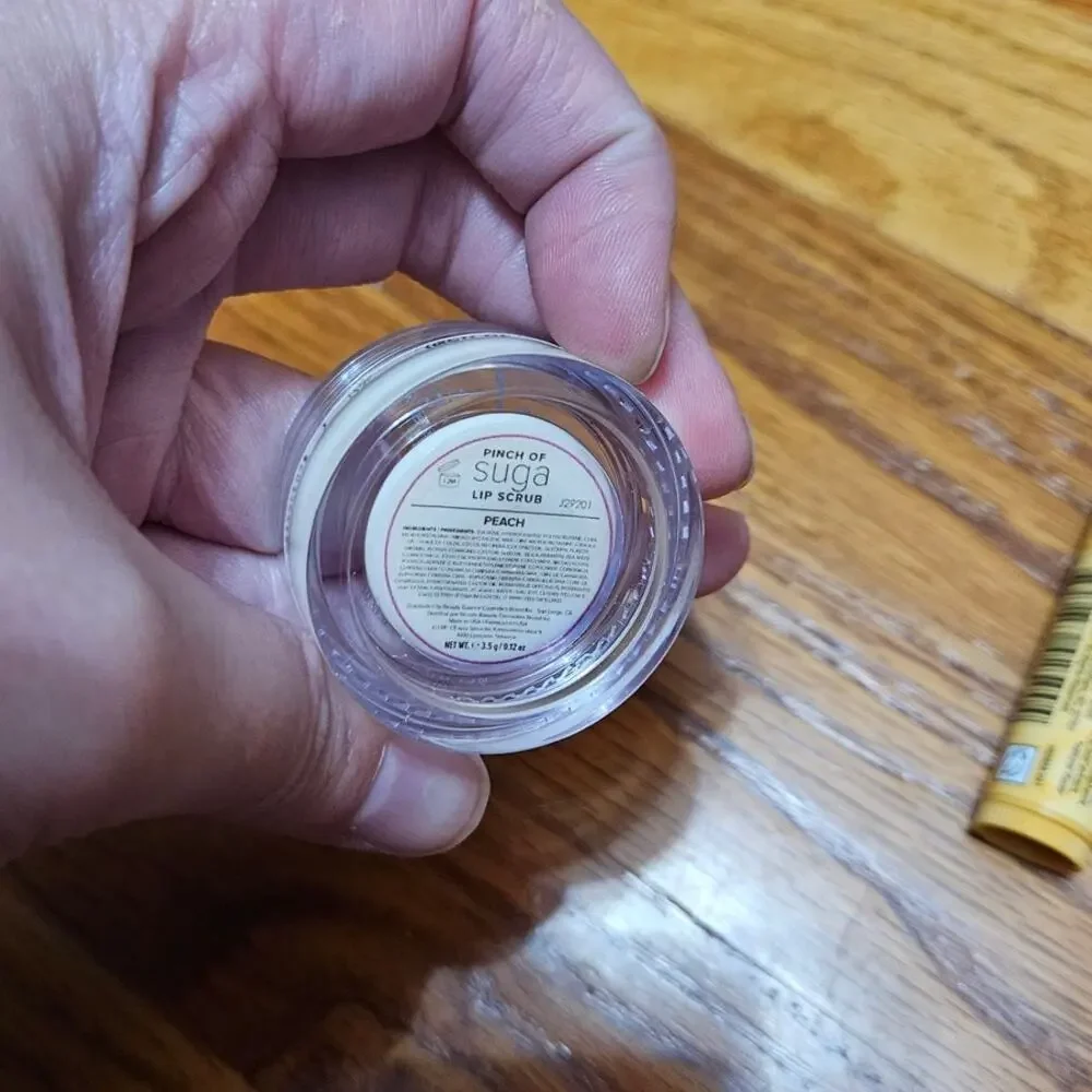 LOT Burt's Bees Coconut Pear Lip Balm Pinch of Suga Lip Scrub Coconut Lip Oil +1